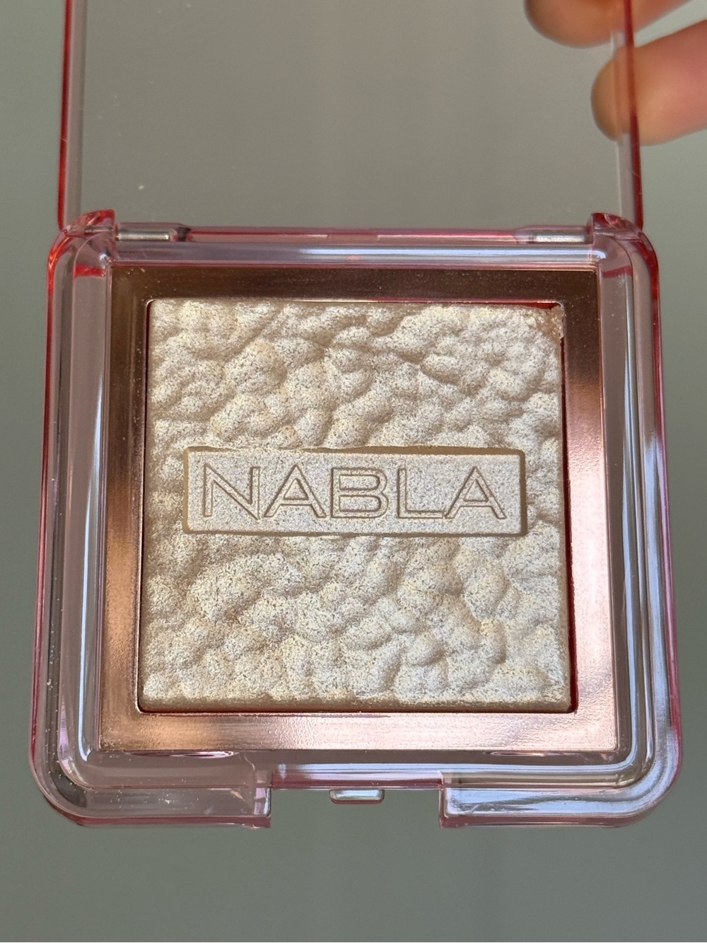 Nabla Skin Glazing Glow Powder Highlighter "Ozone"